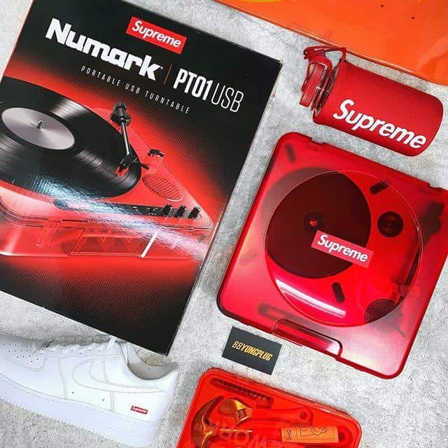 supreme-numark-pt01-portable-turntable-red